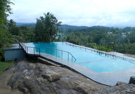 Holiday Bungalow Kandy - Swimming Pools